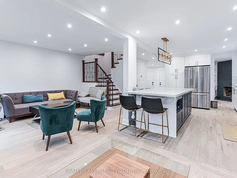 54 Campbell Ave #2 — Photo 17