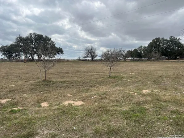 985 Price Rd LOT 1, Poteet, TX 78065