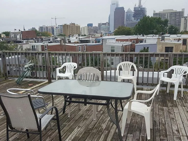 2028 Fairmount Ave #3F — Photo 3