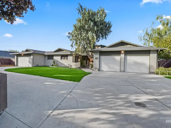 5695 N Kriscliffe Ct, Boise, ID 83704