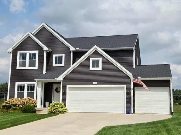 5318 Bronson Ln, Kalamazoo, MI 49009