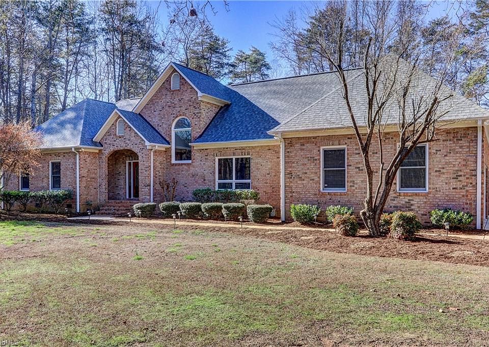 1st image of 6505 Eagle Nest Dr