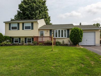 4272 Amblewood Ln, Clay, NY, 13041