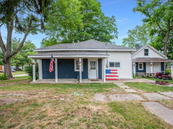430 Belding St, Crystal, MI 48818