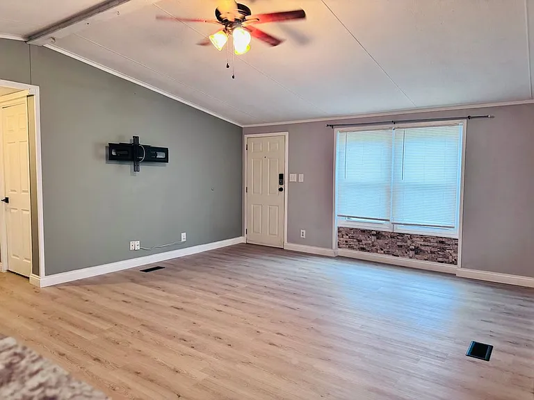2475 Freshour Rd — Photo 16