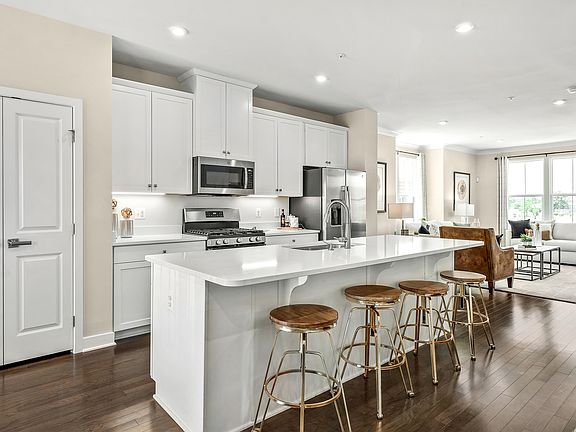 Strauss Urban 3 Story