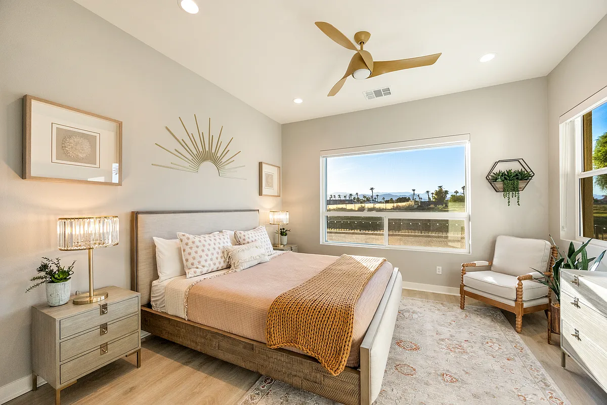 Master Suite - 48775 Barrymore St