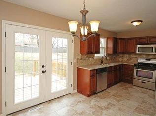 1923 SW 2nd St, Lees Summit, MO 64081