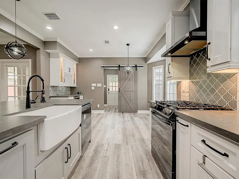 22114 Rockchester Dr — Photo 18