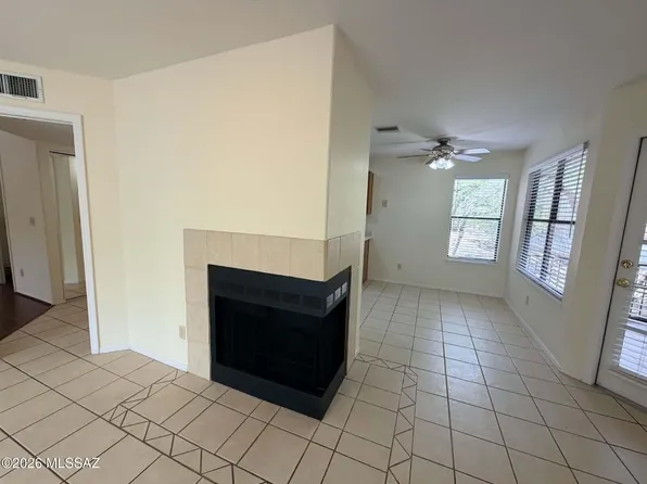 6655 N Canyon Crest Dr Unit 12172, Tucson, AZ 85750