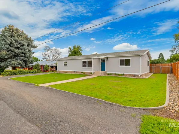 3117 7th St, Lewiston, ID 83501