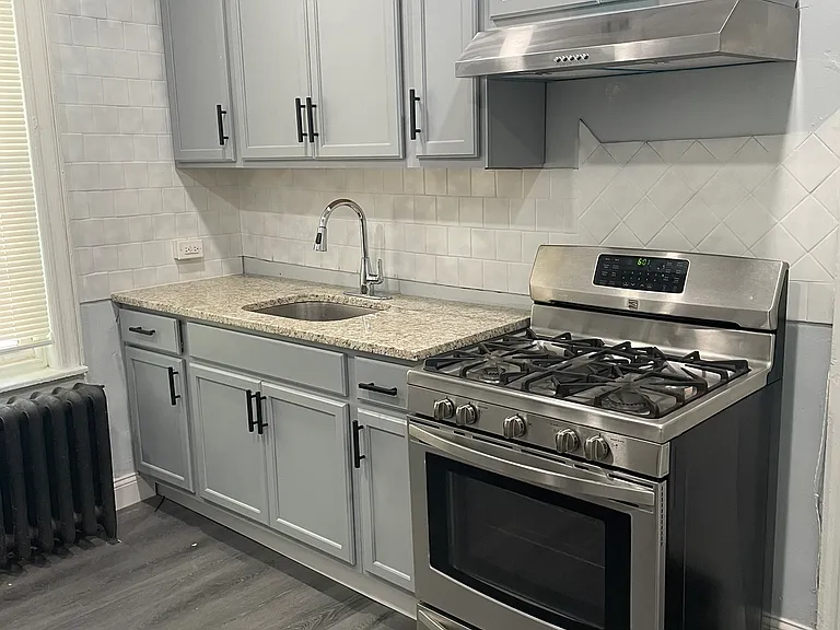 Kitchen granite counters