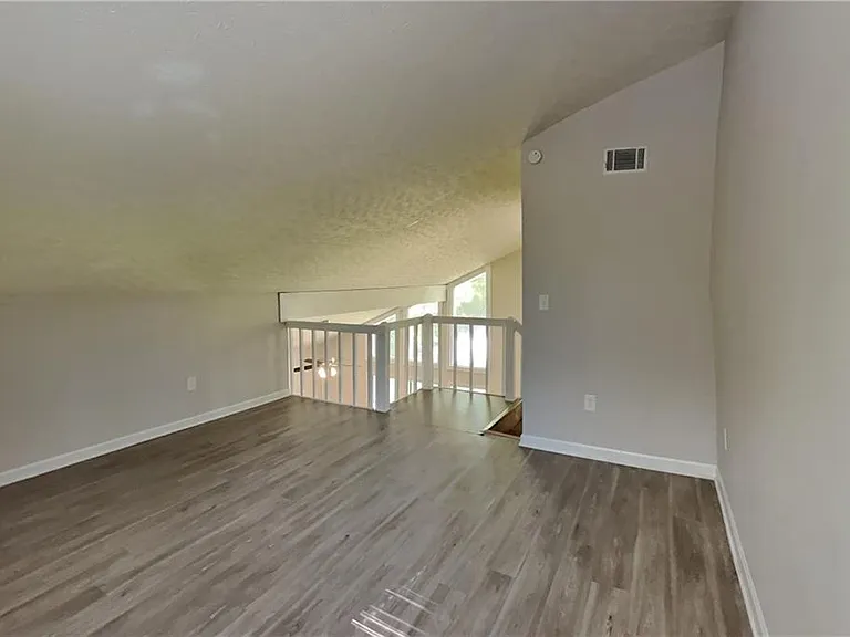 4515 King Springs Rd SE — Photo 18