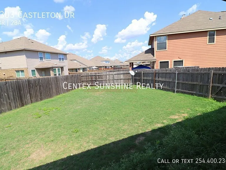 3303 Castleton Dr — Photo 5