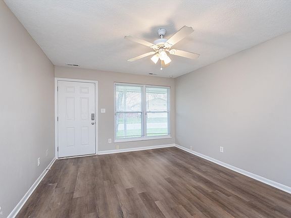 4th image of 4326 Burrwood Dr