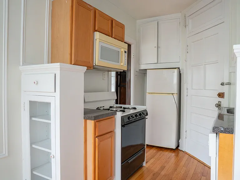 Maplewood — Photo 10