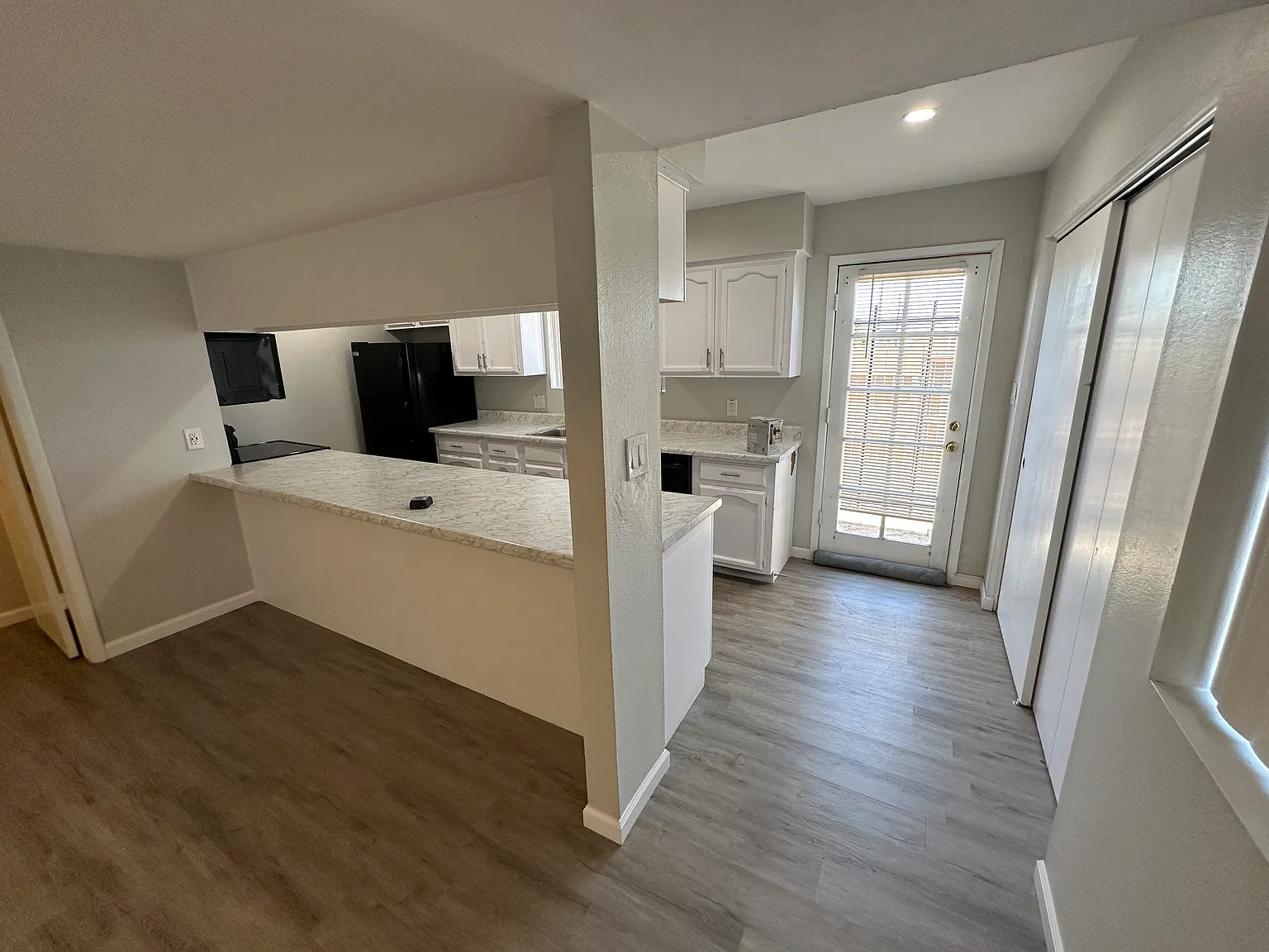 2 Bed, 1.5 Bath Rental in Yuma, AZ! — Photo 4