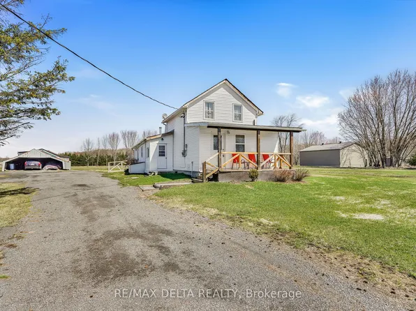 3697 Etienne Rd, Ottawa, ON K0A 3E0