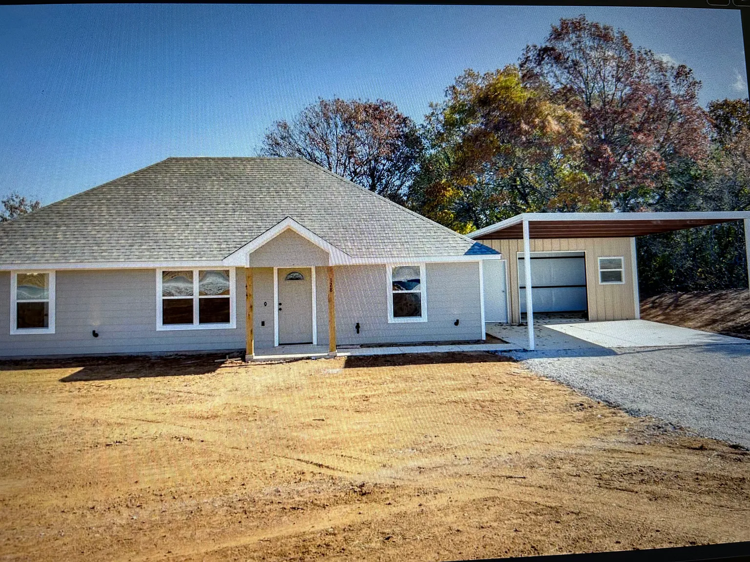 3 bed, 1512 sqft, $1,800 — Photo 1