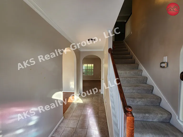 1108 Colony Trl — Photo 8