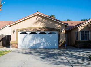 975 Golf Ave, Lemoore, CA 93245