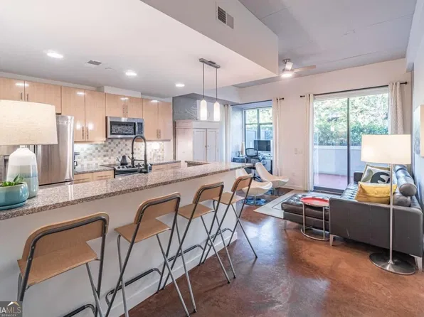 335 W Ponce De Leon Ave Unit 205, Decatur, GA 30030