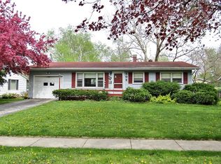 106 S 19th St, St Charles, IL 60174