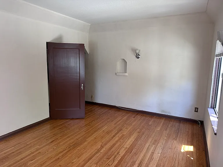 748 S Marengo Ave #748 — Photo 3