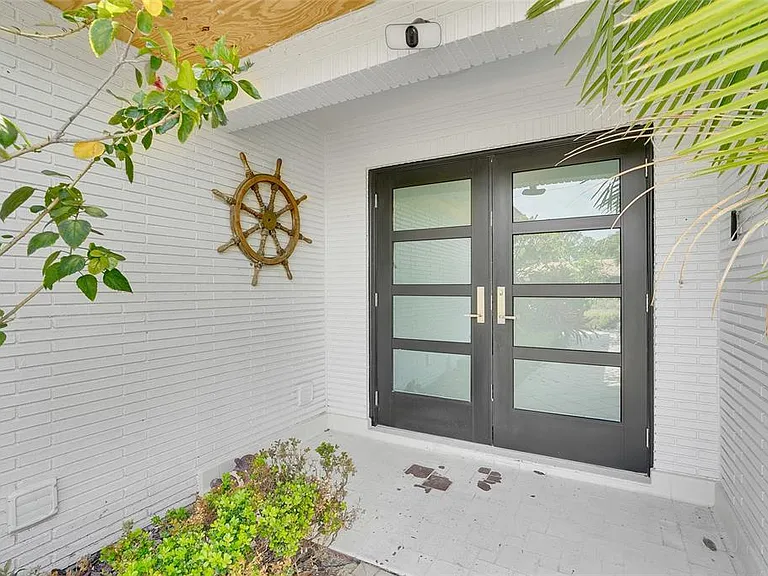 3944 Doral Dr — Photo 4