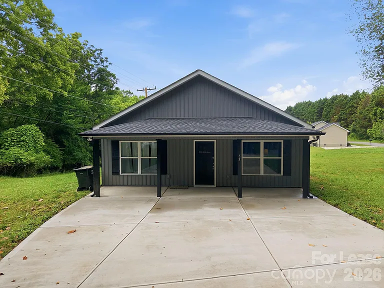 53 Travora Cir — Photo 2