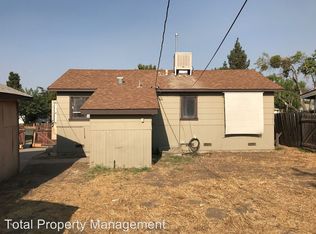 1642 S Bardo Ln, Visalia, CA 93277