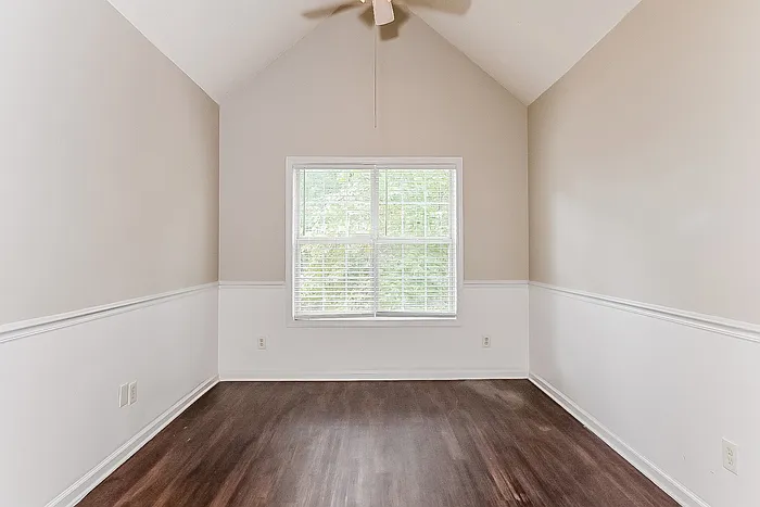 509 Judith Ct — Photo 10
