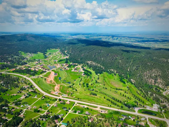 6 Wildberger Rd, Sturgis, SD 57785