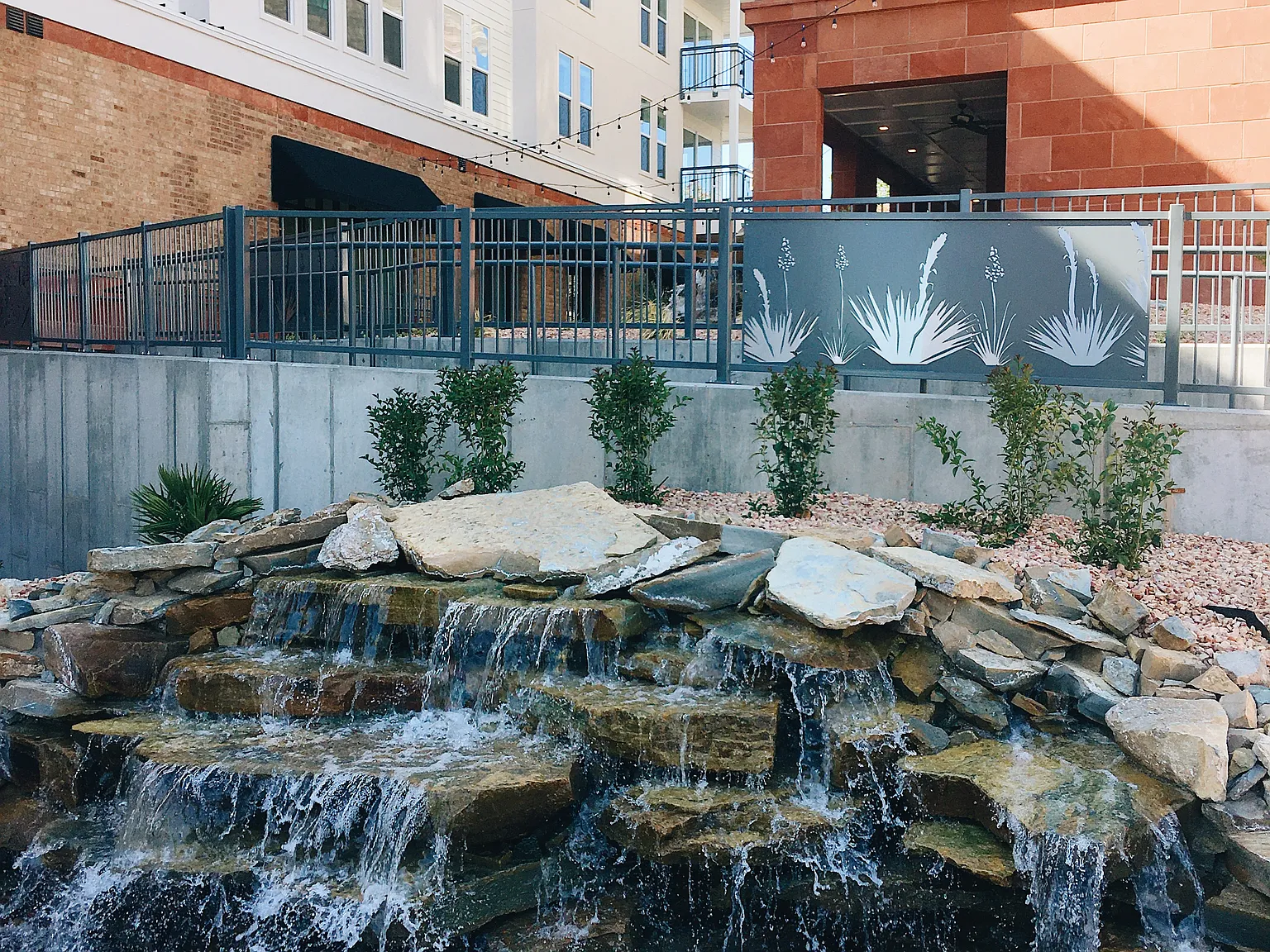 1 bed, 800 sqft, $1,639 — Photo 3