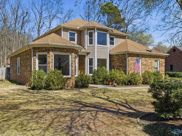 137 Oakhurst Dr, Madison, AL 35758