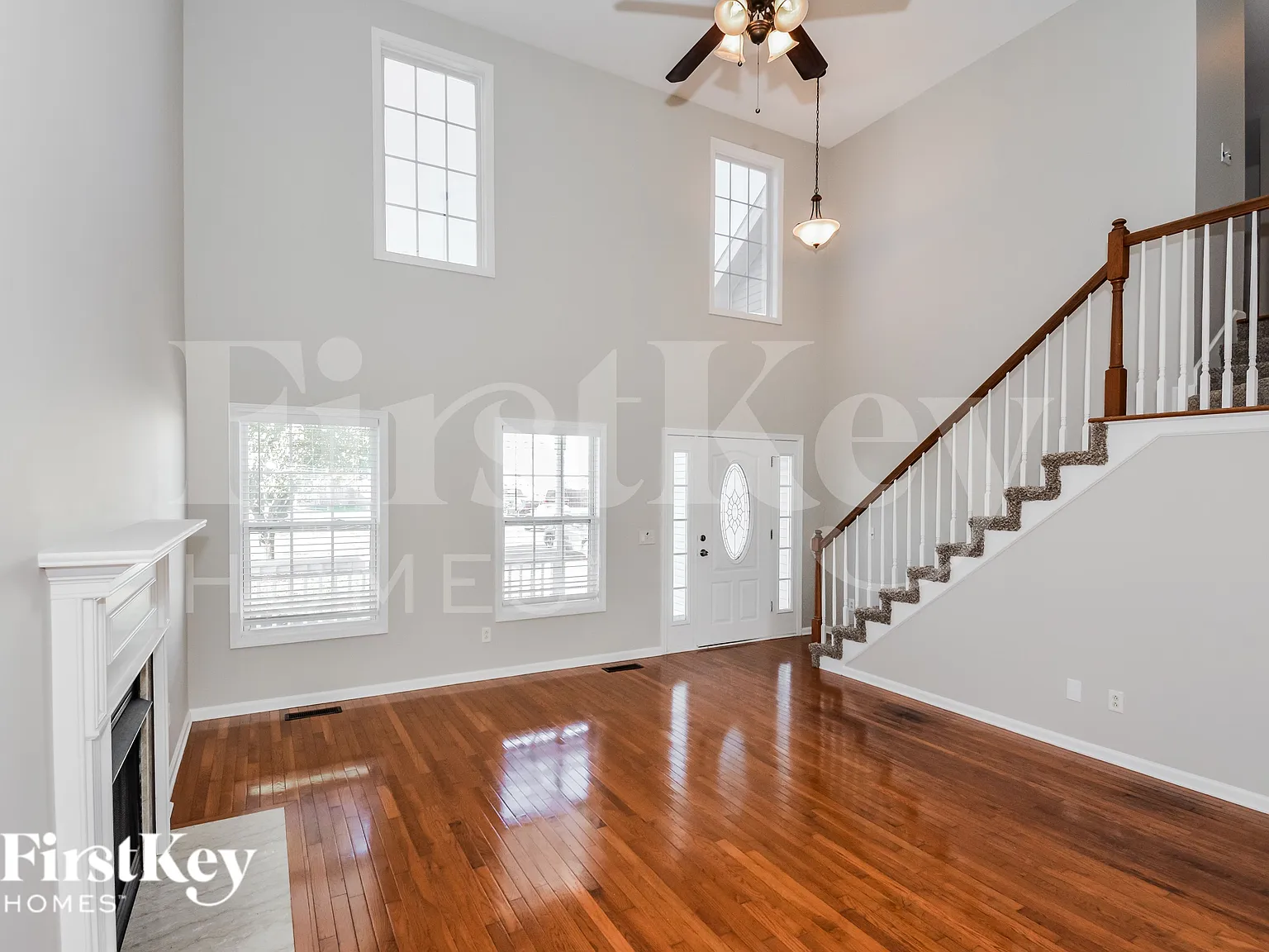 4 bed, 2.5 bath, 2229 sqft, $2,115 — Photo 3