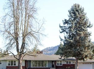 795 W Old Melrose Rd, Roseburg, OR 97471