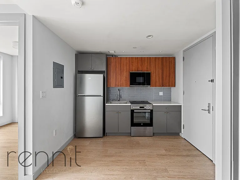 2809 Clarendon Rd #613 — Photo 4
