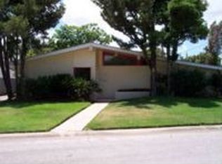 1109 Marine Dr, Galveston, TX 77550