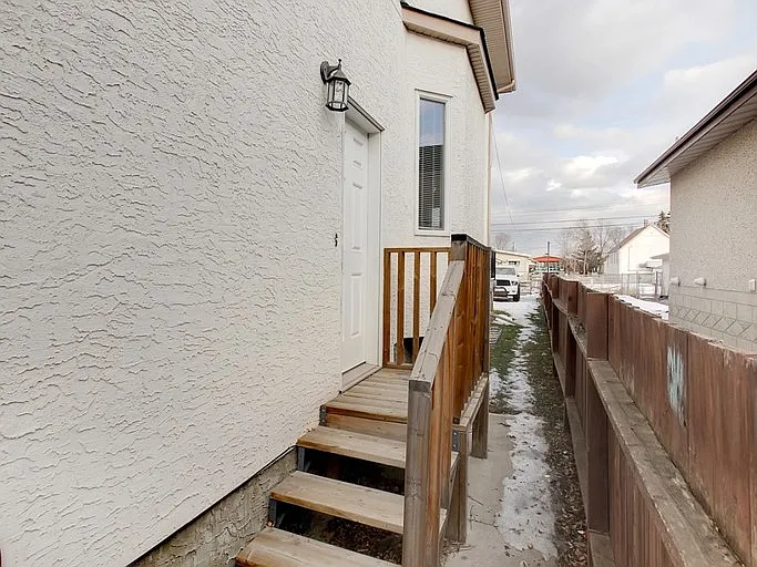 Building Photo - 13155 102nd St NW #1A