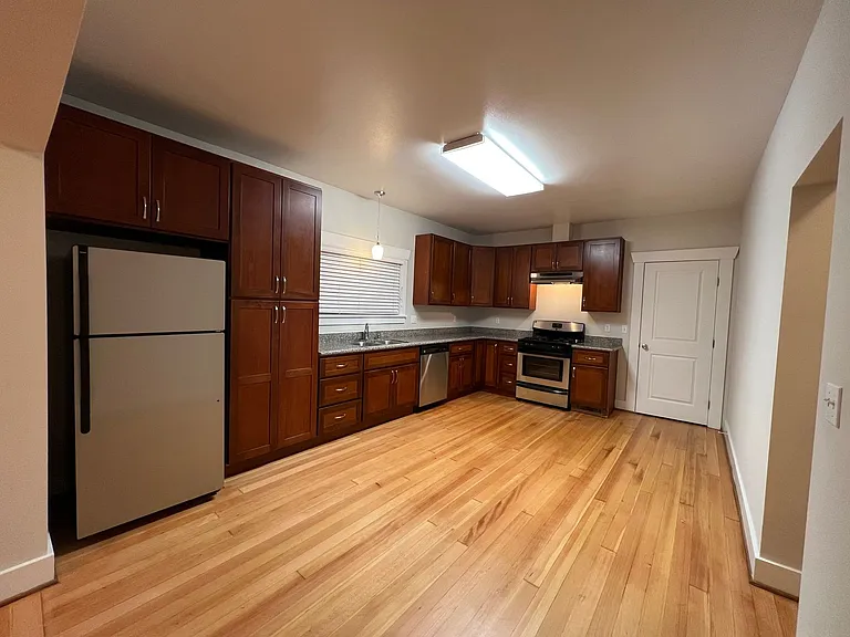 15822 SE 128th St — Photo 11
