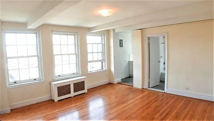 Rented by Rachel Realty | media 16