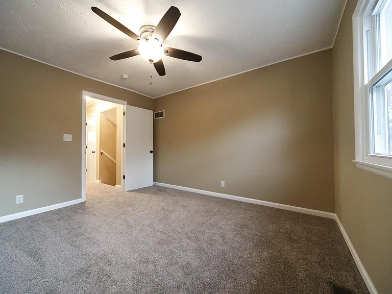 460 California St #4 — Photo 25