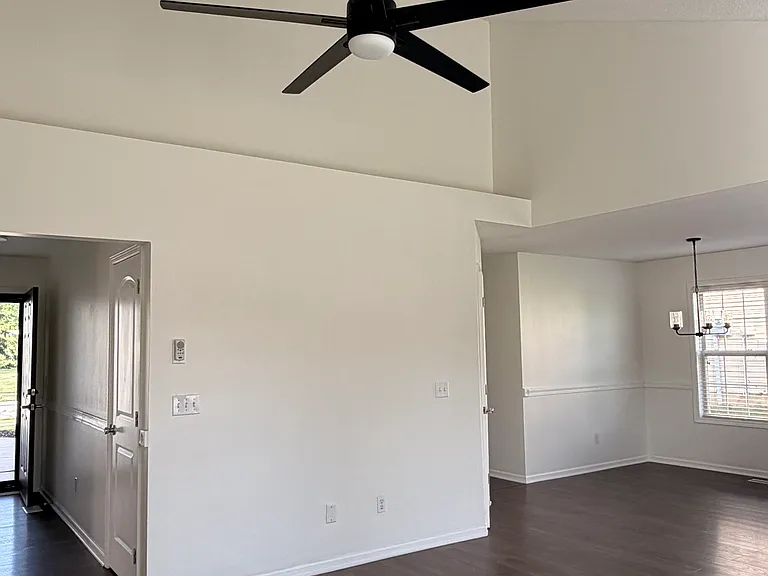 9527 Acacia Psge — Photo 27