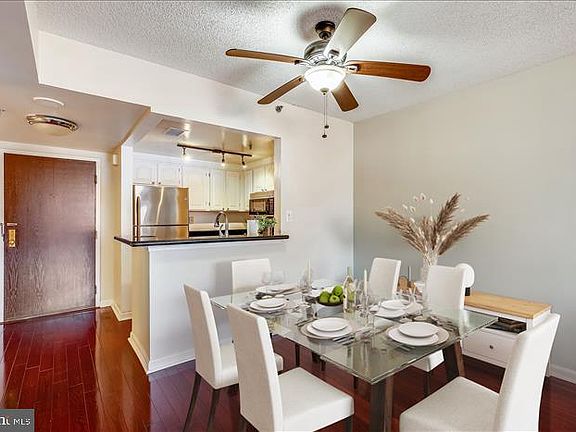 4th image of 4808 Moorland Ln APT 602