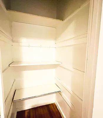 4th image of 3820 Waldo Ave #2L
