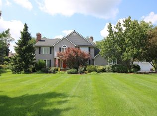 3735 Tanglewood Ct, Ann Arbor, MI 48105