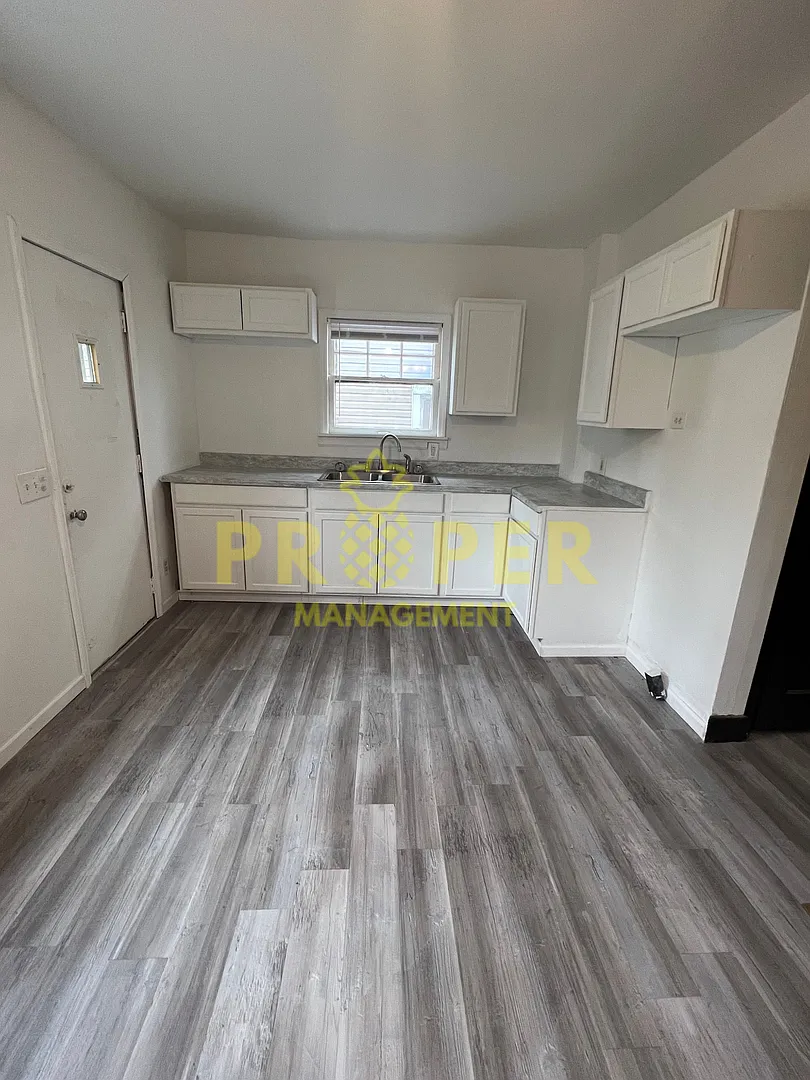 2 bedrooms 1 bathroom house — Photo 4