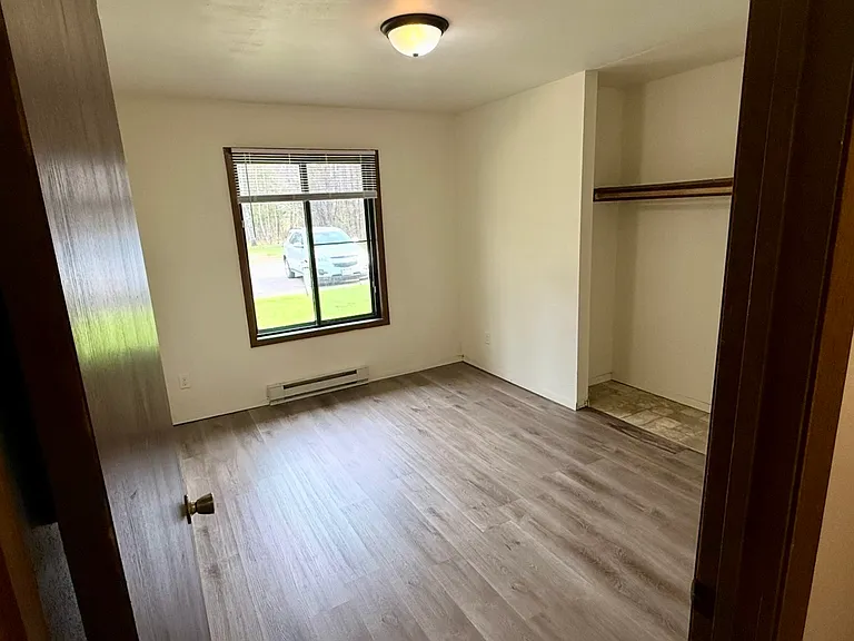 901 Progress St #5 — Photo 9
