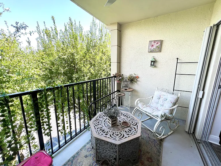 3307 Tuscany Way #3307 — Photo 32